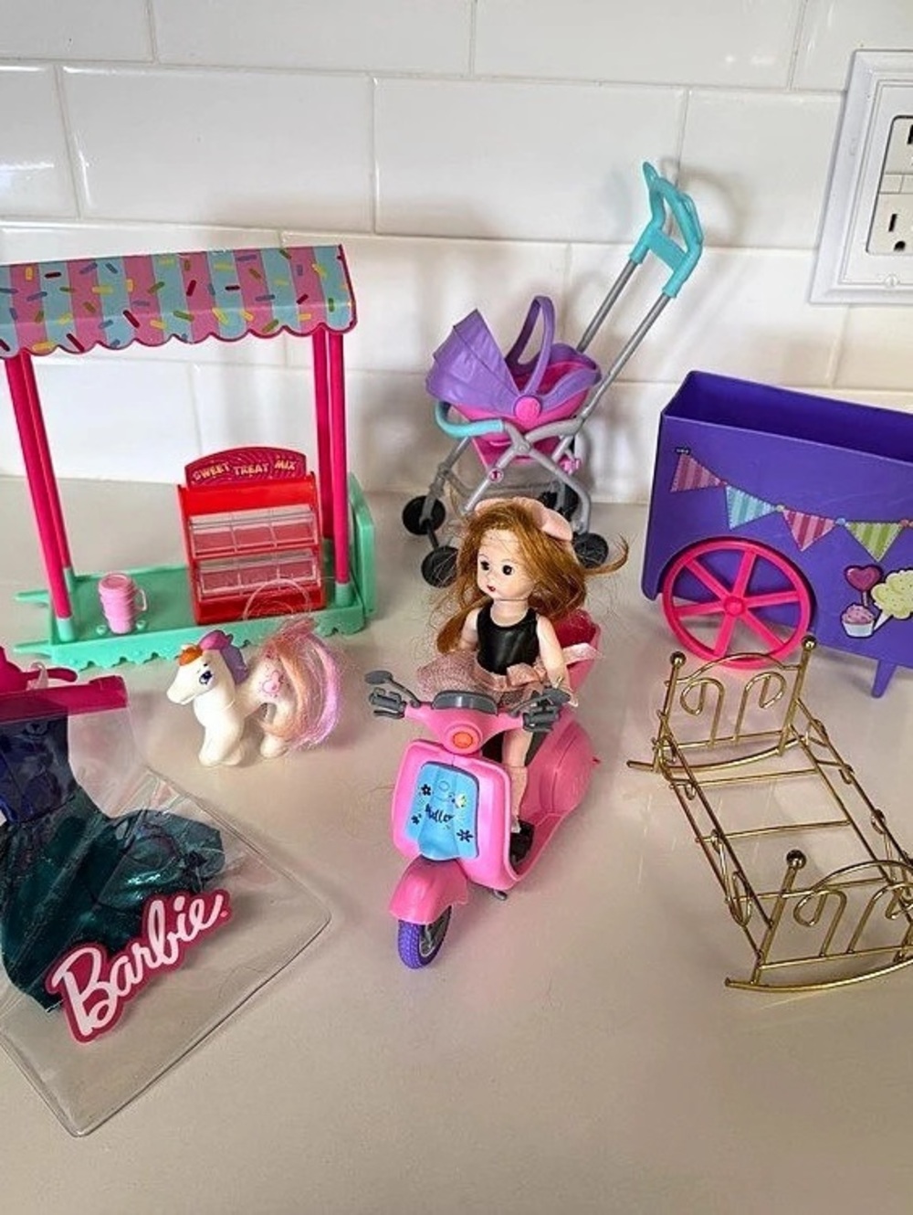 Barbie Doll Playset & Accessories Pink Purple